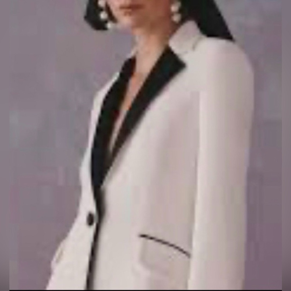 Carolina Herrera White and Black smoking jacket